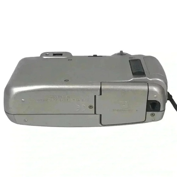 FUJIFILM ENDEAVOR 210IX ZOOM APS FILM CAMERA W/ CASE 22.5–45MM LENS VINTAGE - Picture 10 of 11